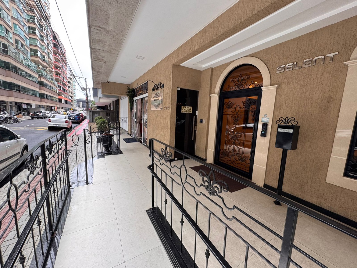 Apartamento no Edifício Imperador em Itapema - foto 20