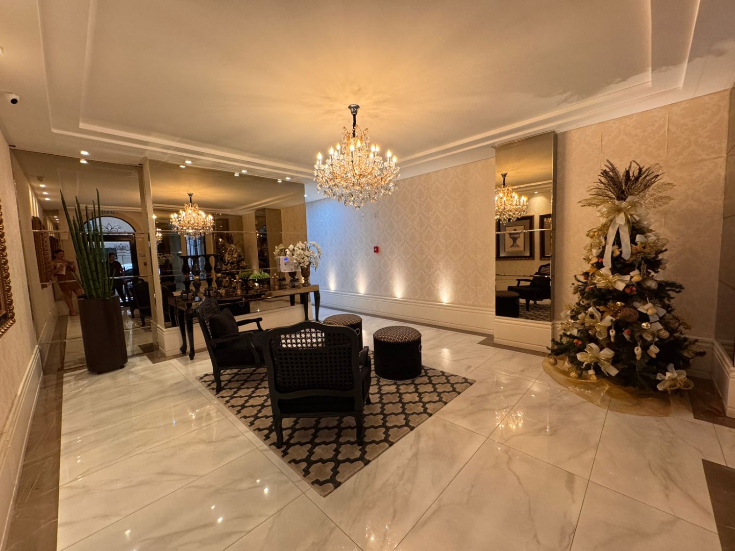 Apartamento no Edifício Imperador em Itapema - foto 21