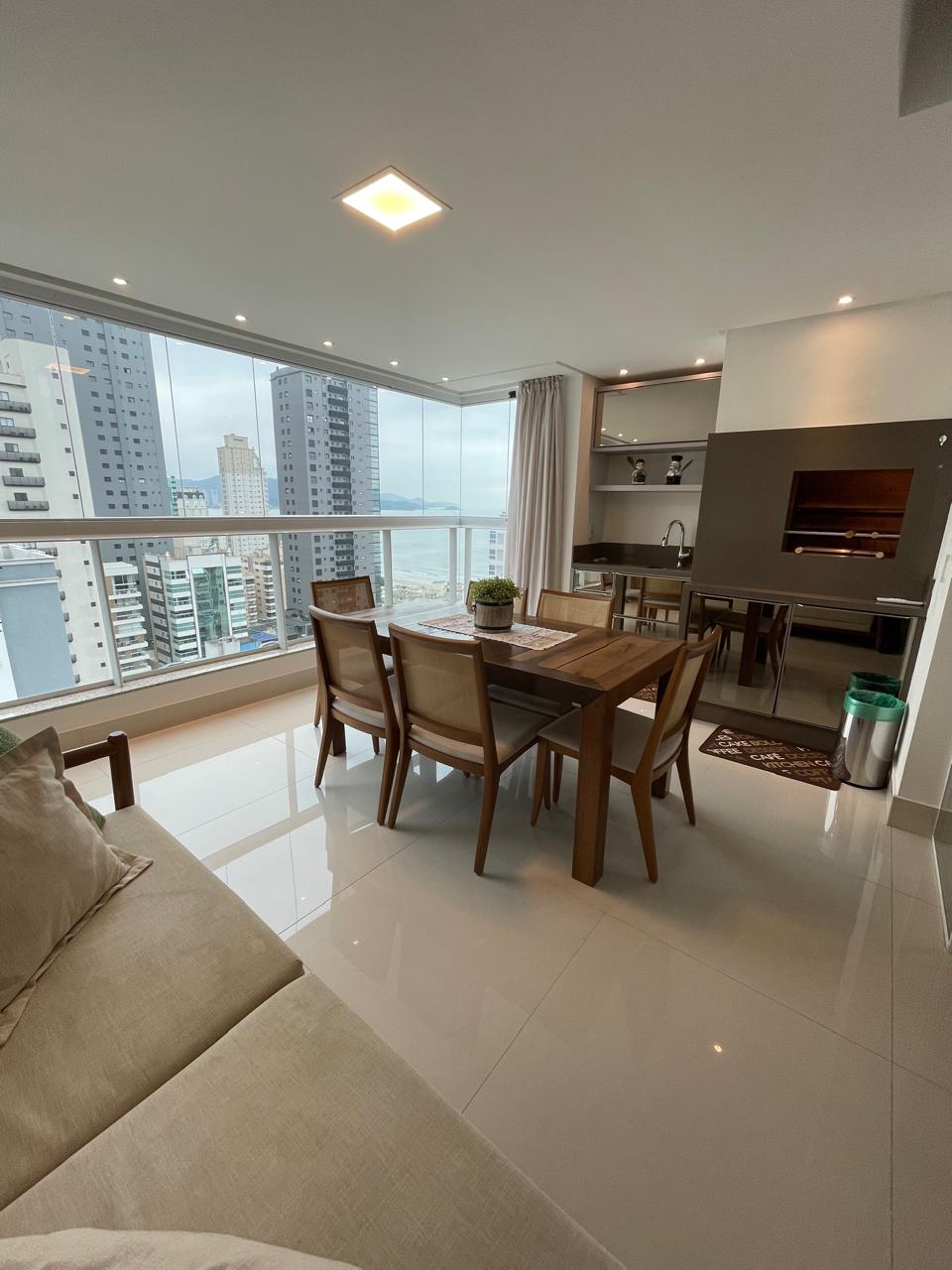 Apartamento no Edifício Maison Paris em Itapema