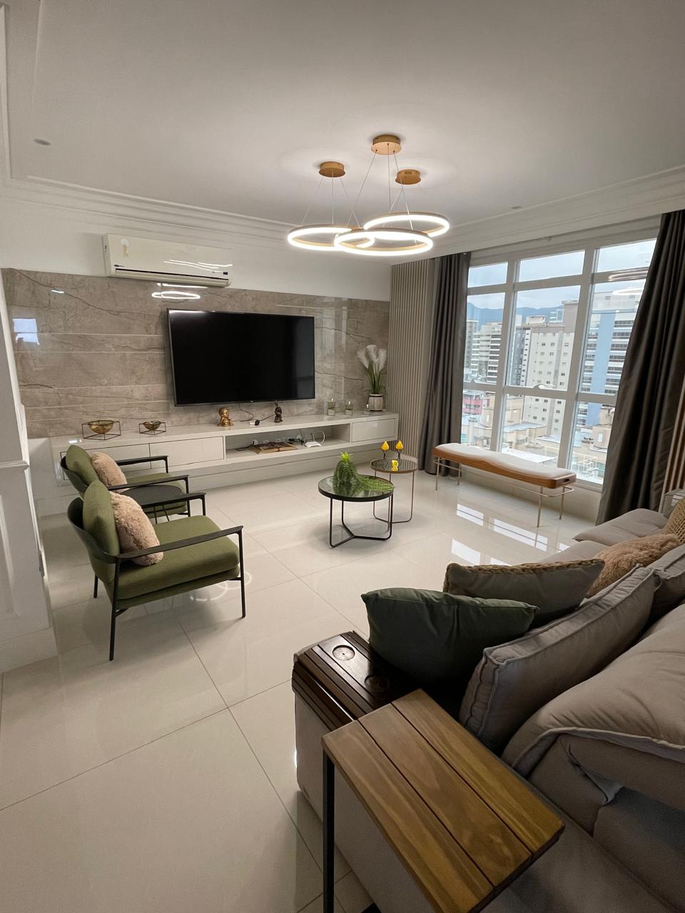 Apartamento no Edifício Maison Paris em Itapema - foto 2