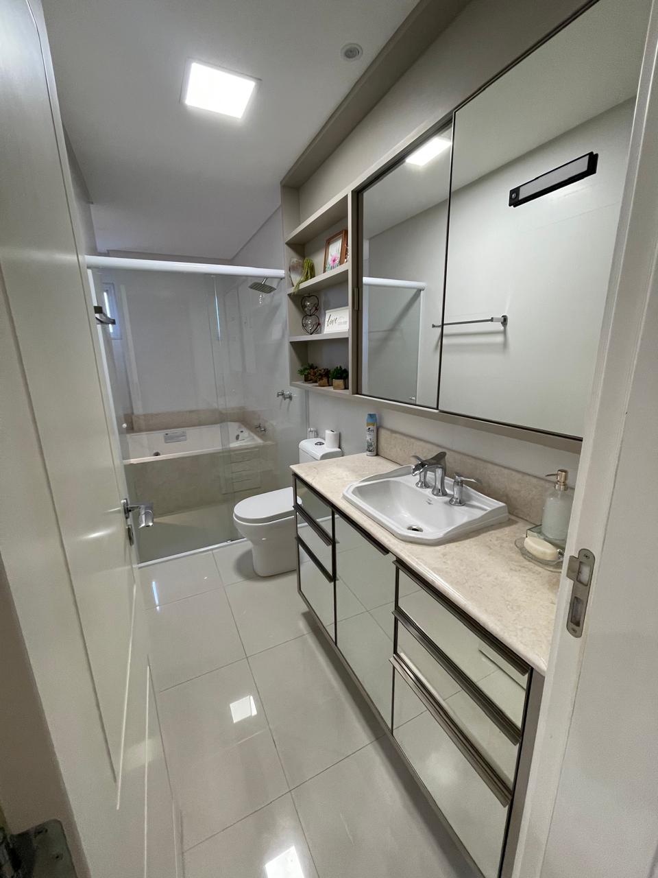 Apartamento no Edifício Maison Paris em Itapema - foto 10