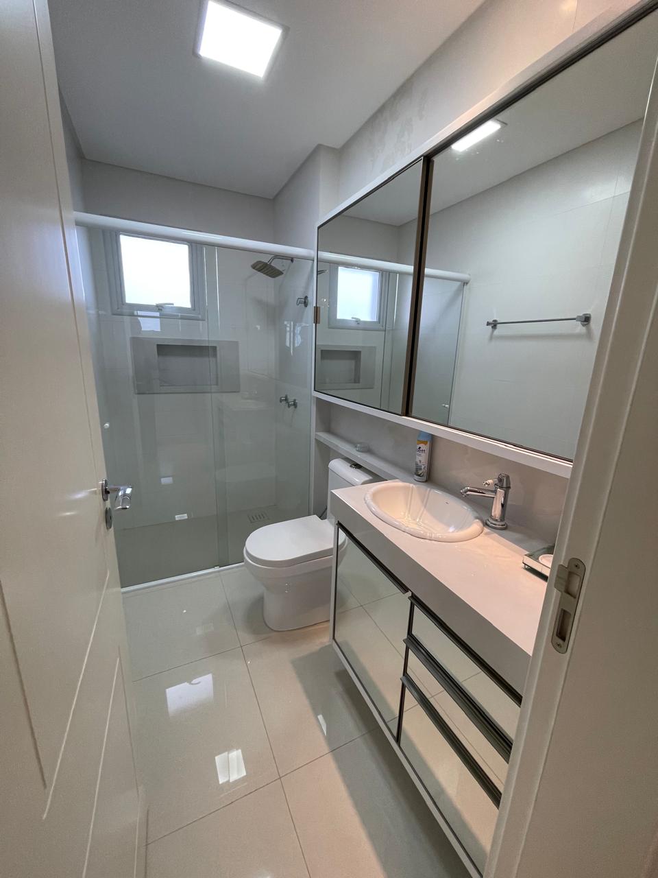 Apartamento no Edifício Maison Paris em Itapema - foto 24