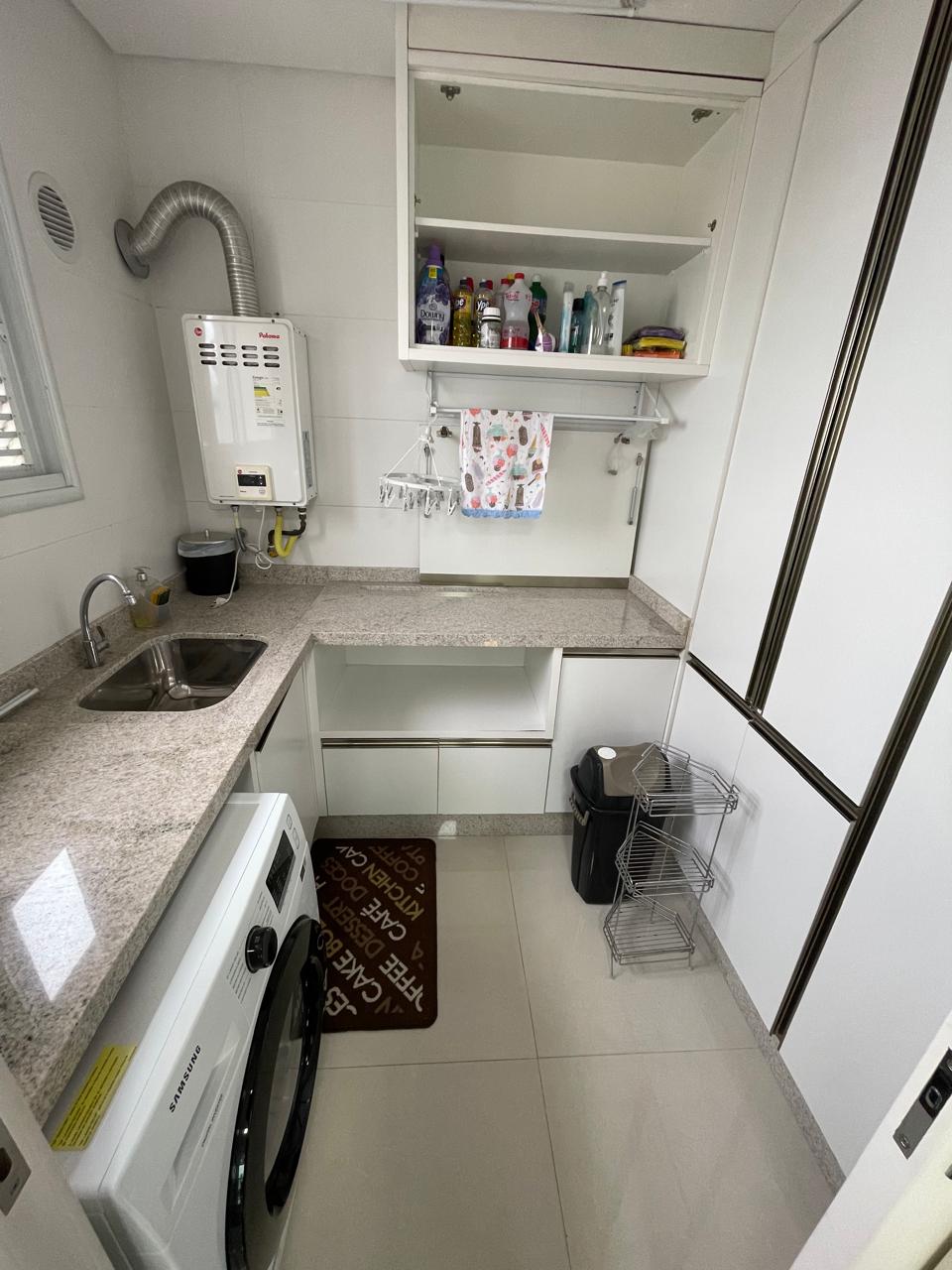 Apartamento no Edifício Maison Paris em Itapema - foto 25