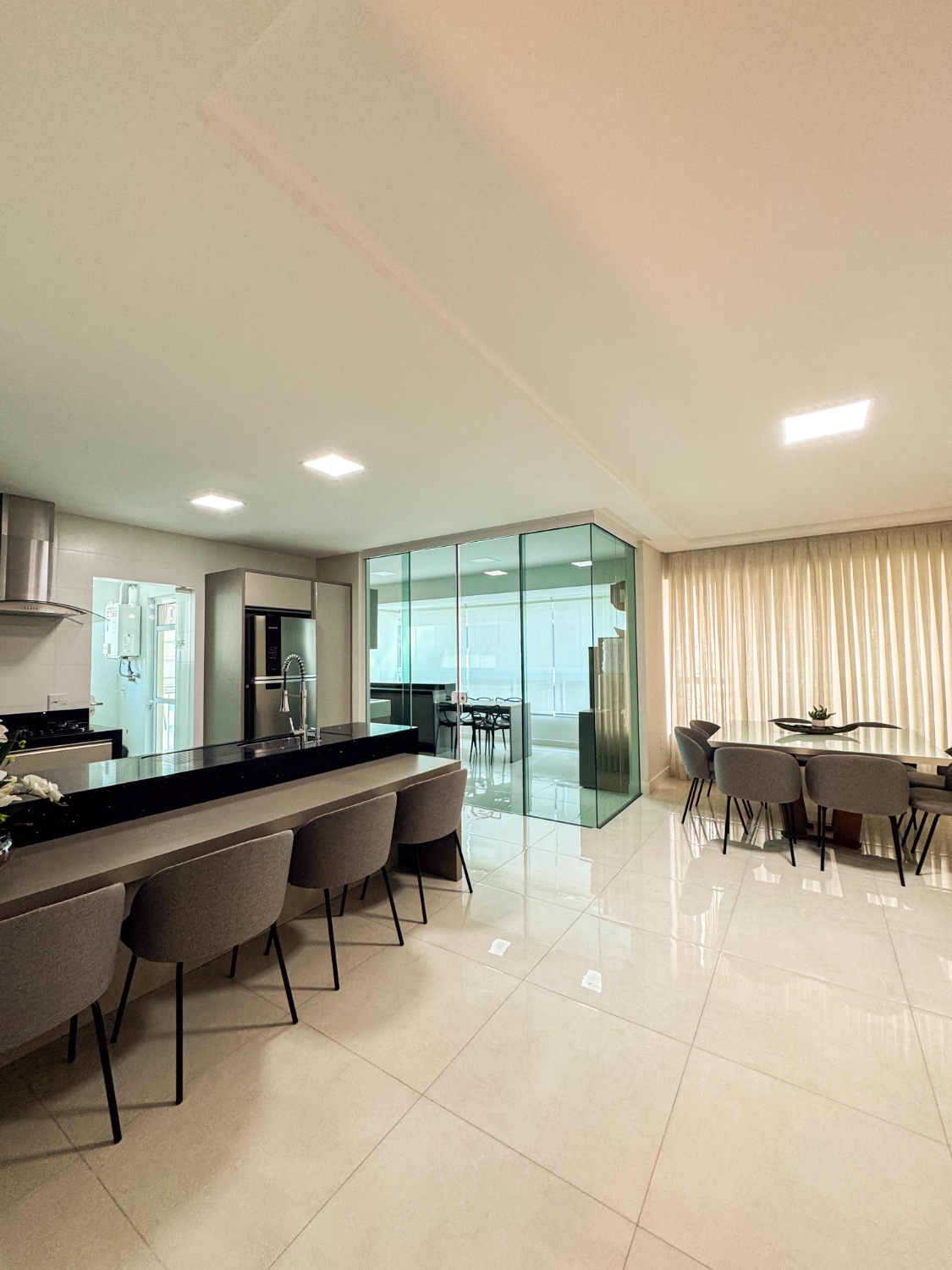 Apartamento no Edifício Jóia do Oceano em Itapema - foto 9
