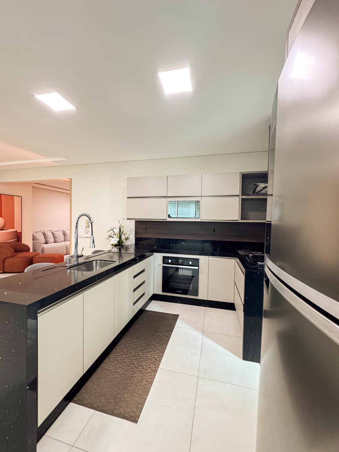 Apartamento no Edifício Jóia do Oceano em Itapema - foto 10