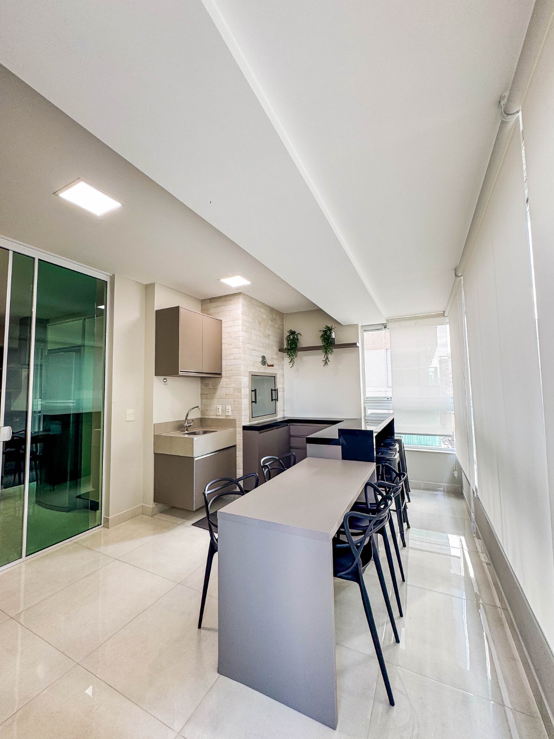 Apartamento no Edifício Jóia do Oceano em Itapema - foto 12