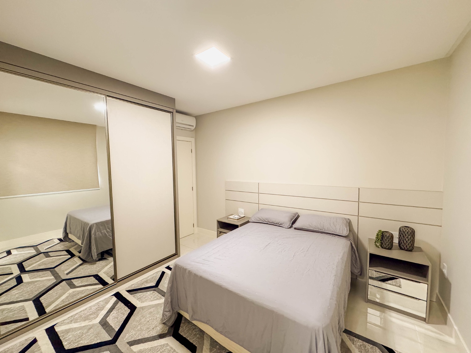 Apartamento no Edifício Jóia do Oceano em Itapema - foto 23