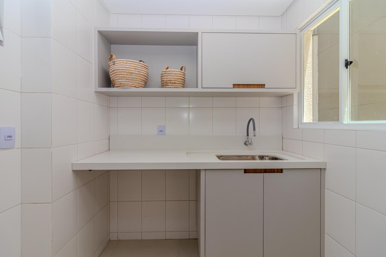 Apartamento no Edifício Maria Mathilde em Balneário Camboriú - foto 12