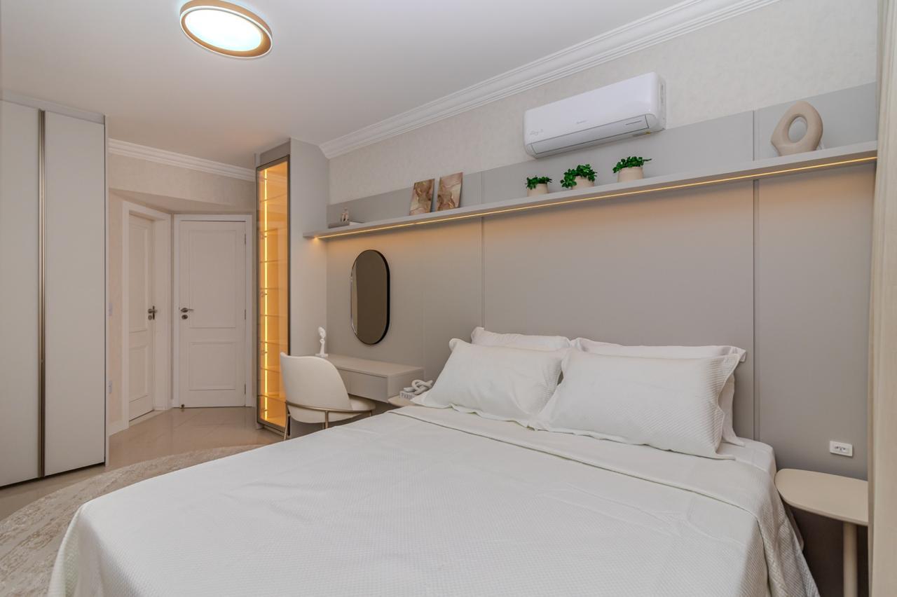 Apartamento no Edifício Maria Mathilde em Balneário Camboriú - foto 17