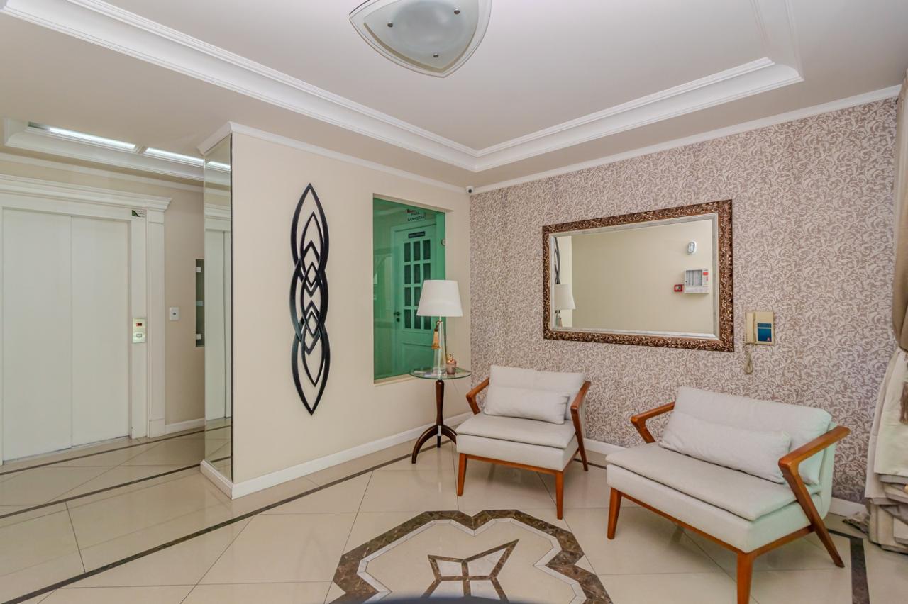 Apartamento no Edifício Maria Mathilde em Balneário Camboriú - foto 24