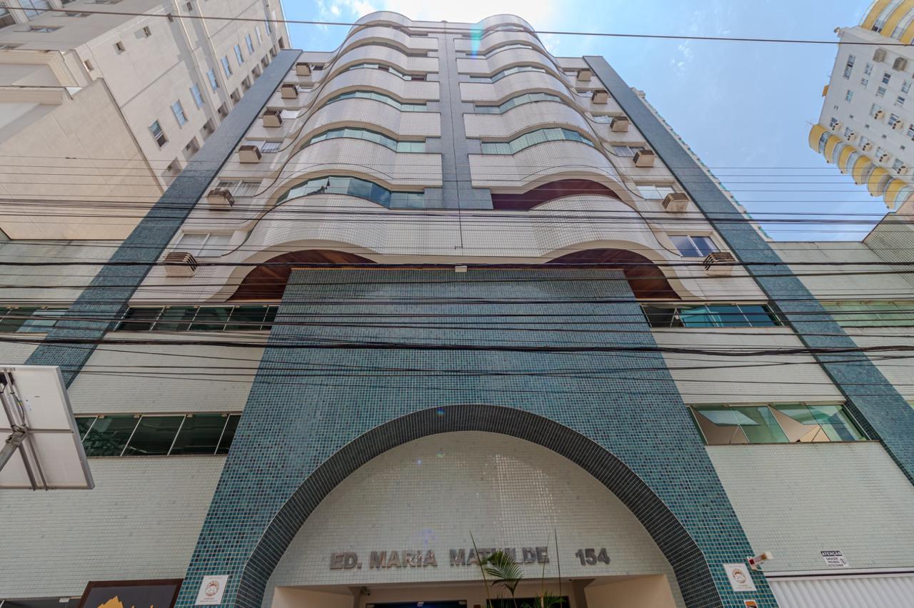 Apartamento no Edifício Maria Mathilde em Balneário Camboriú - foto 25