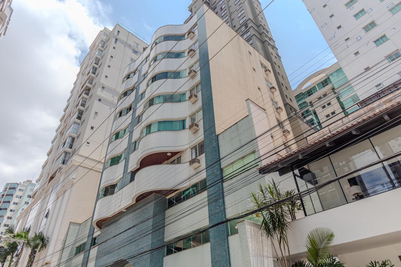 Apartamento no Edifício Maria Mathilde em Balneário Camboriú - foto 26