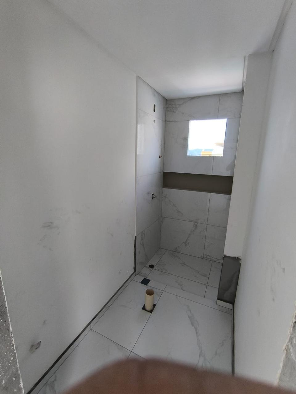 Apartamento no Edifício Victor Emmanuel em Itapema - foto 25