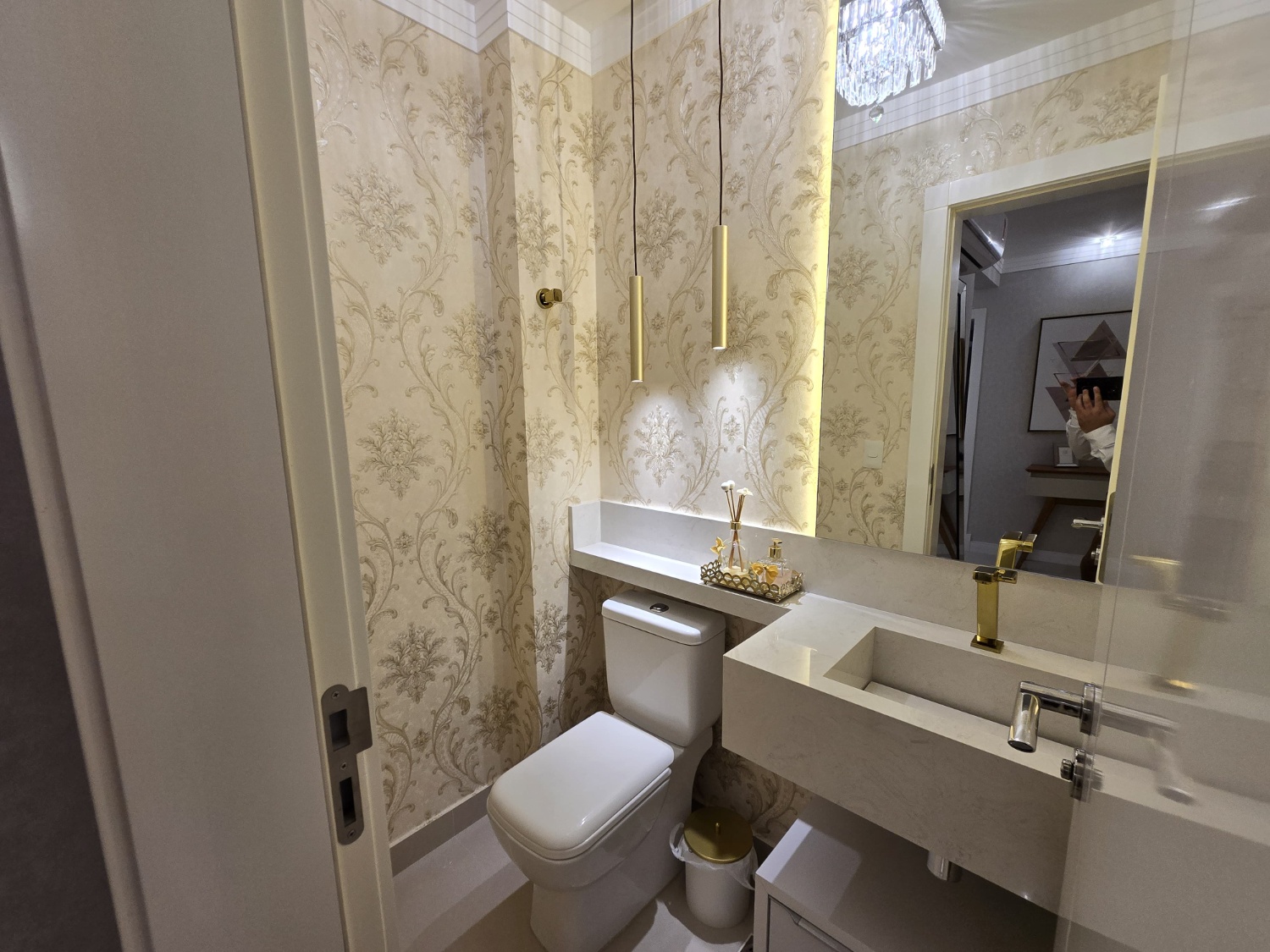 Apartamento no Edifício Villa Toscana em Itapema - foto 13