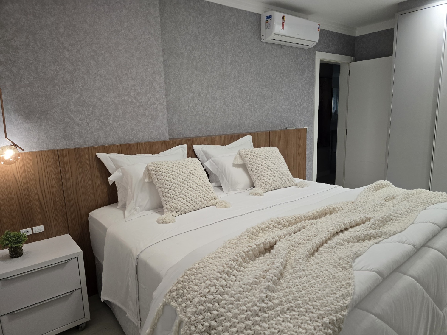 Apartamento no Edifício Villa Toscana em Itapema - foto 16