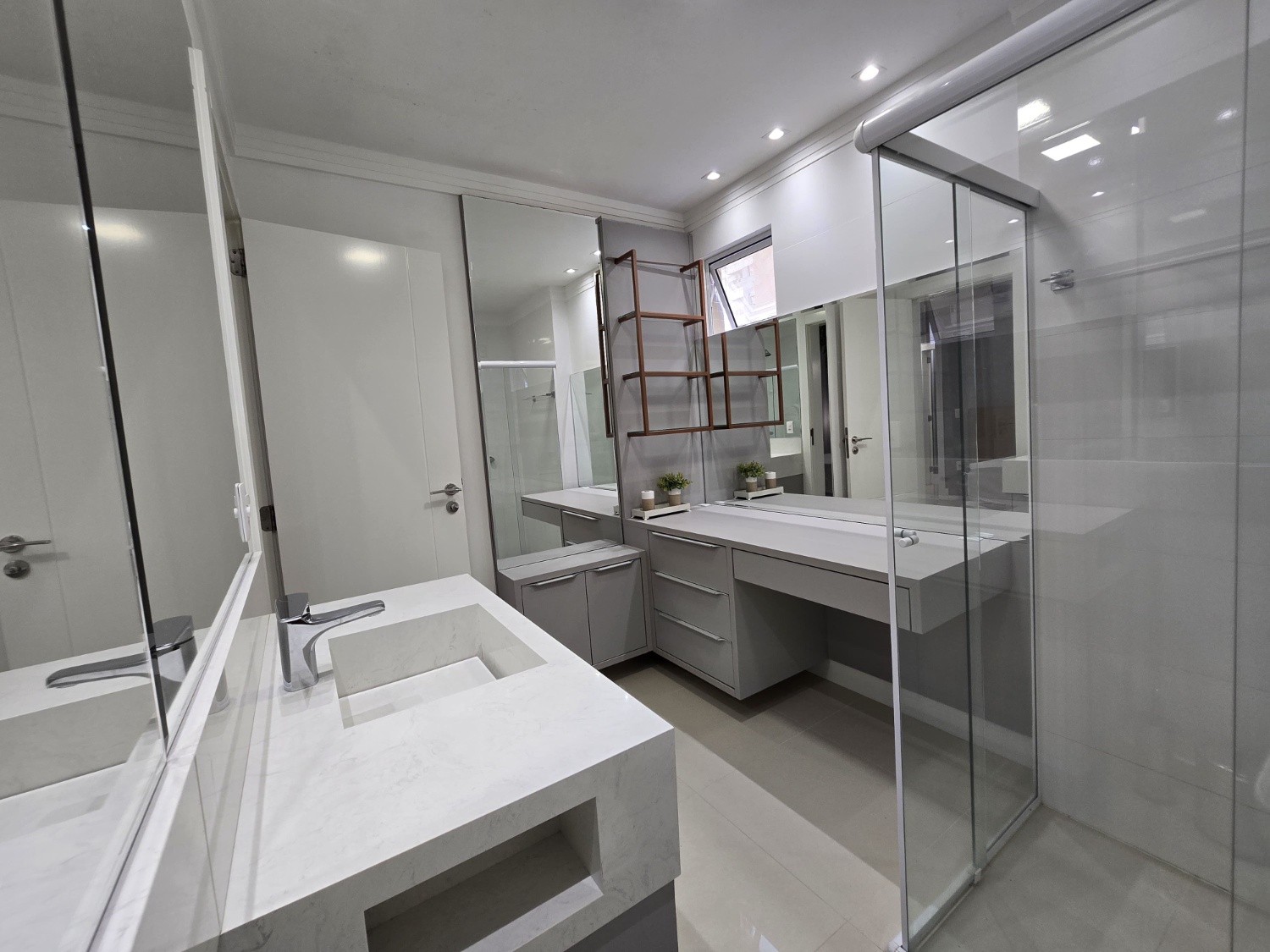 Apartamento no Edifício Villa Toscana em Itapema - foto 17