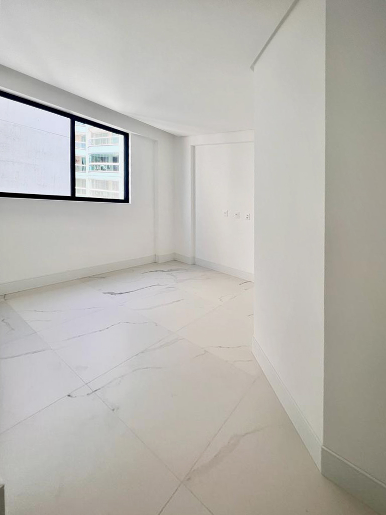 Apartamento no Edifício Carmel Residence em Itapema - foto 5