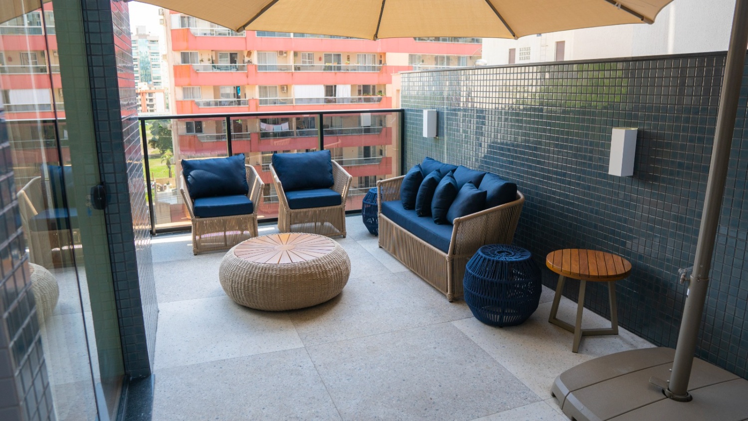 Apartamento no Edifício Carmel Residence em Itapema - foto 18