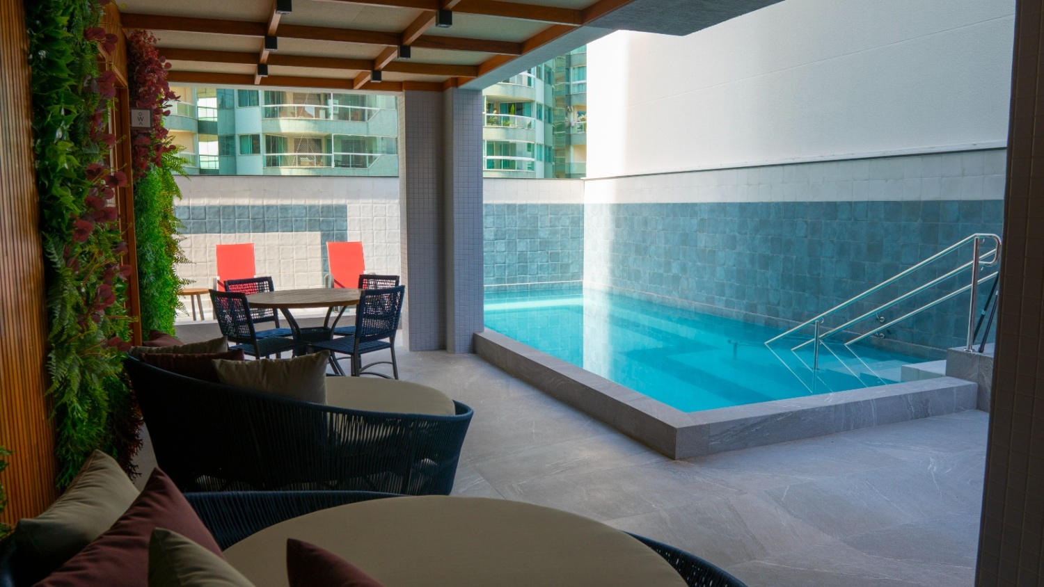 Apartamento no Edifício Carmel Residence em Itapema - foto 21