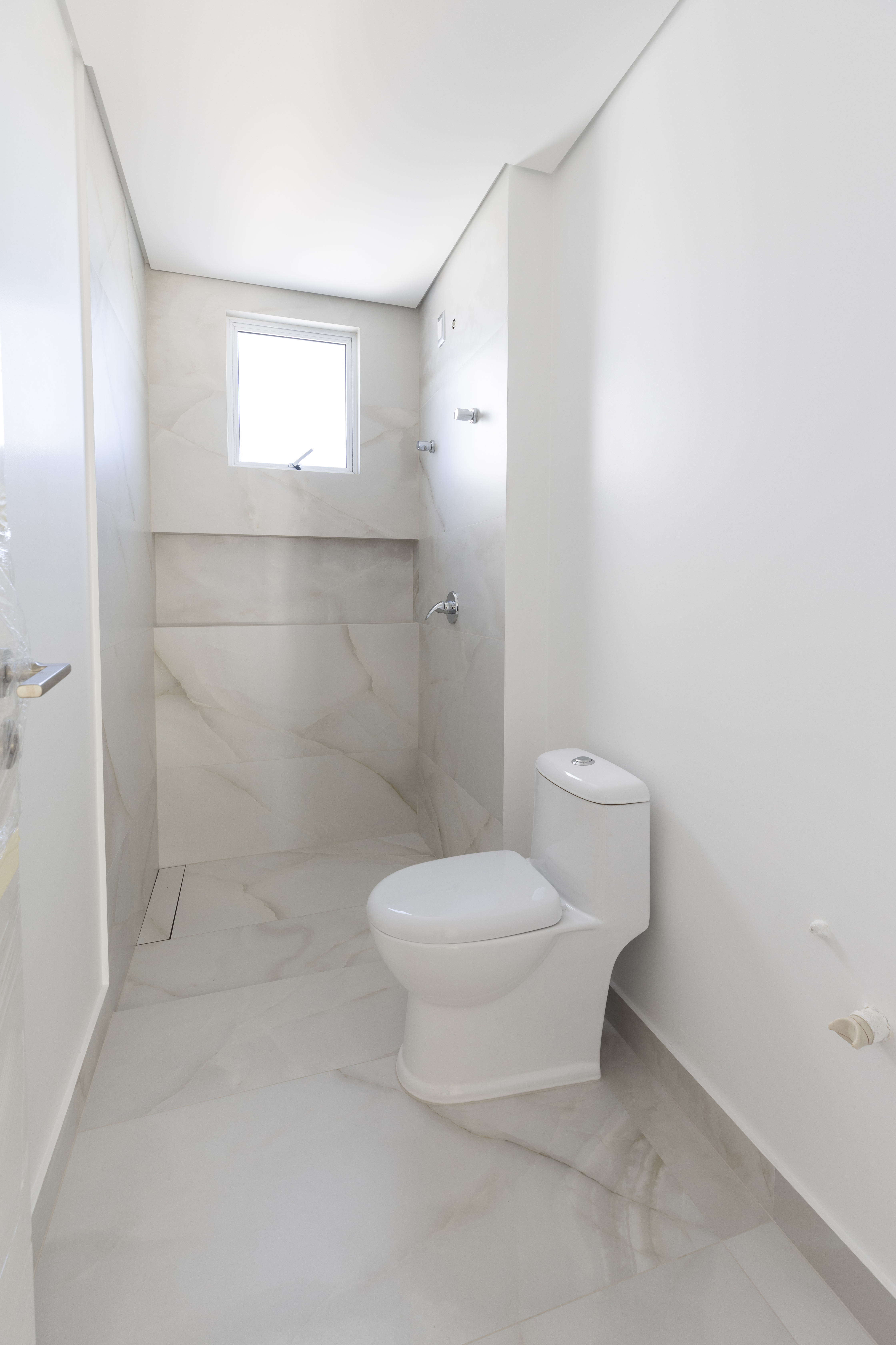Apartamento no Edifício Ocean Breeze Residence em Balneário Camboriú - foto 11
