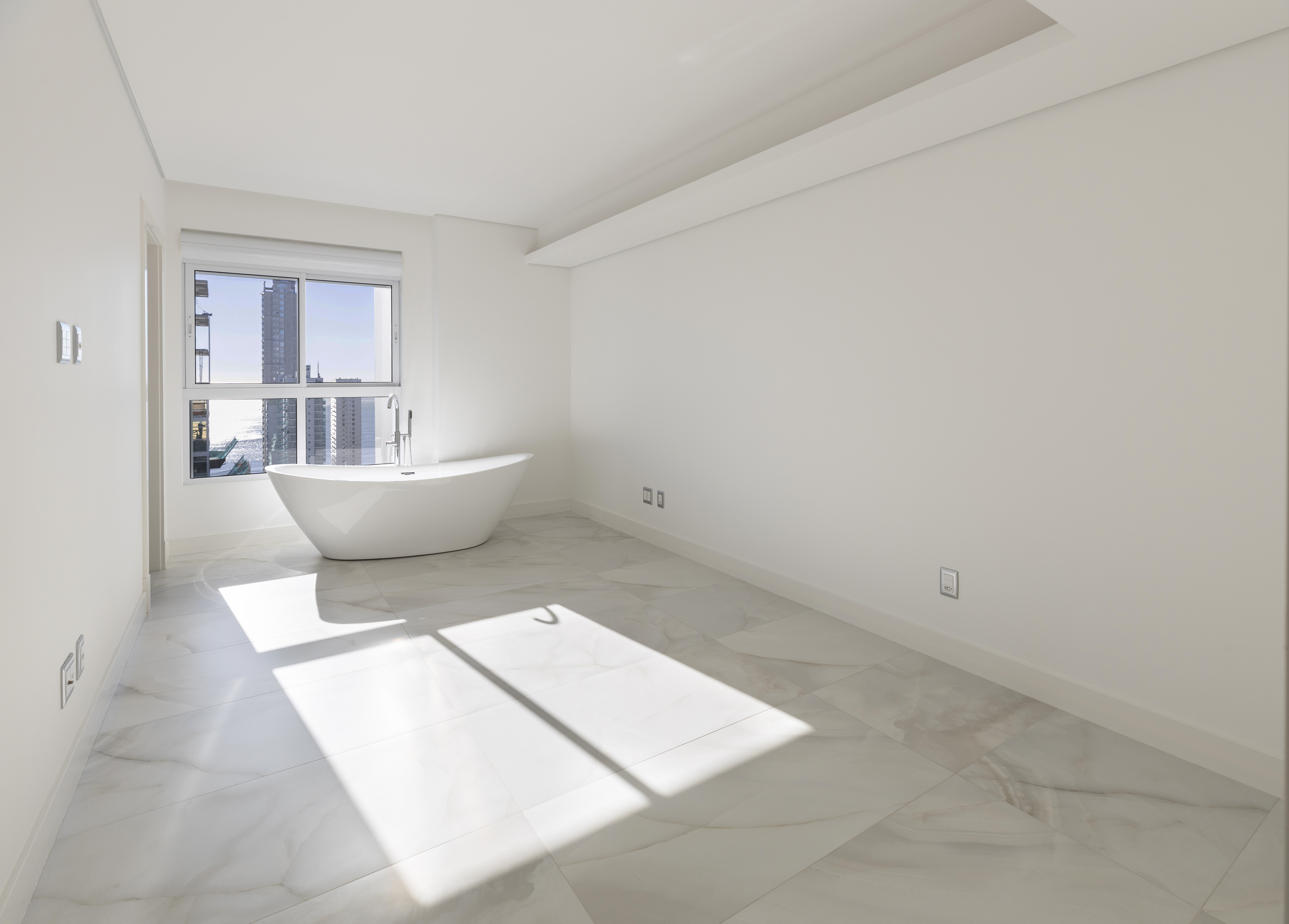 Apartamento no Edifício Ocean Breeze Residence em Balneário Camboriú - foto 13