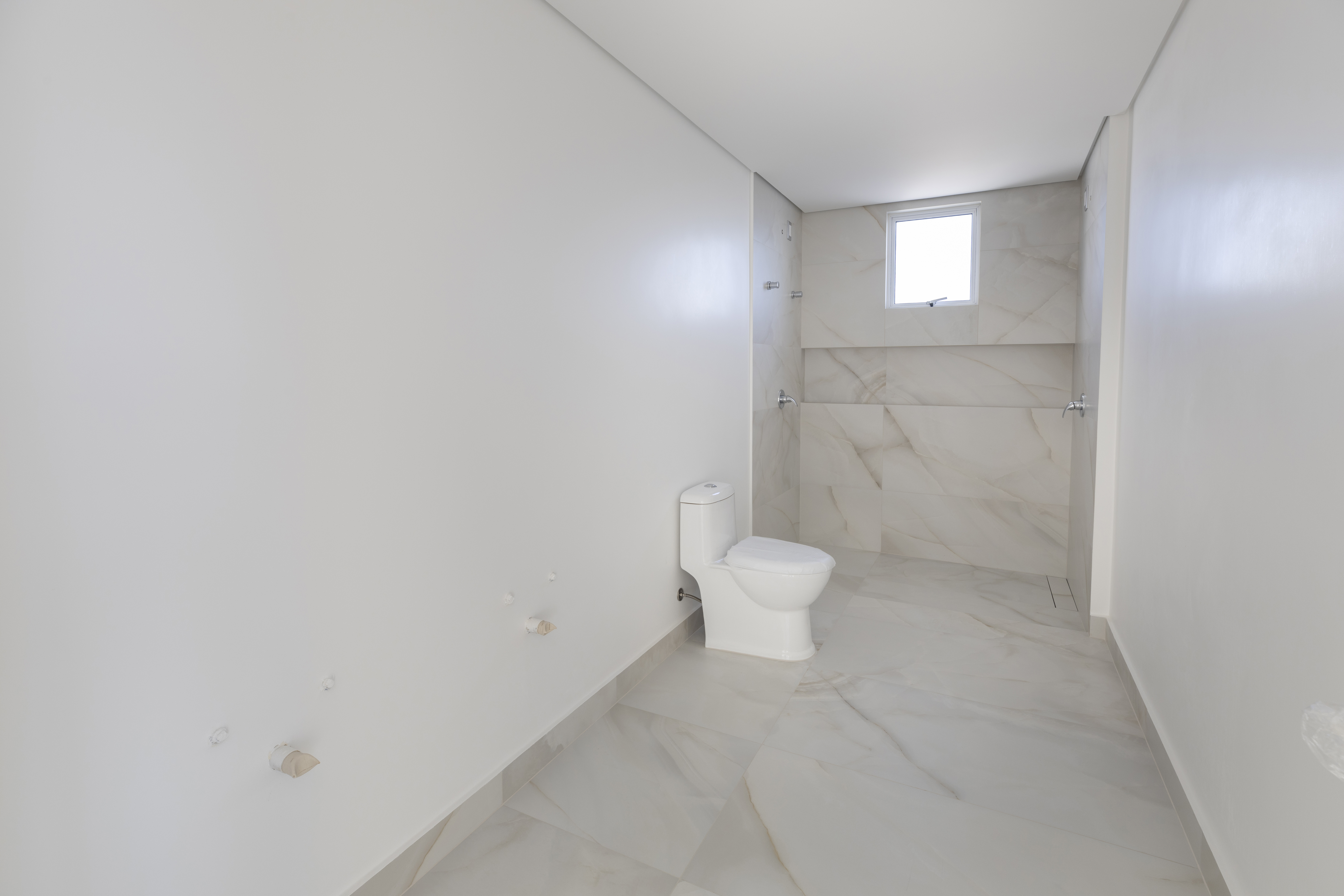 Apartamento no Edifício Ocean Breeze Residence em Balneário Camboriú - foto 16