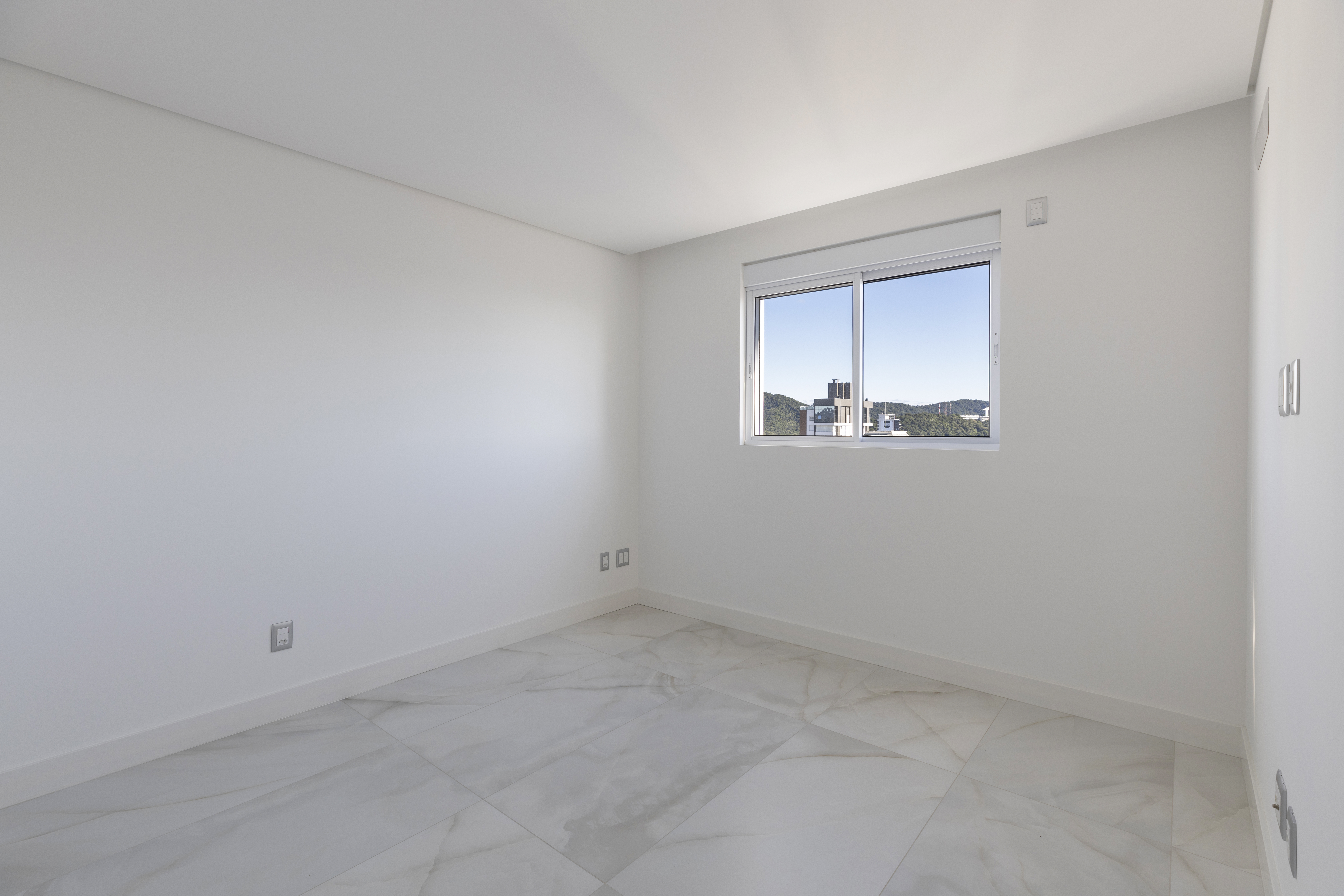 Apartamento no Edifício Ocean Breeze Residence em Balneário Camboriú - foto 19