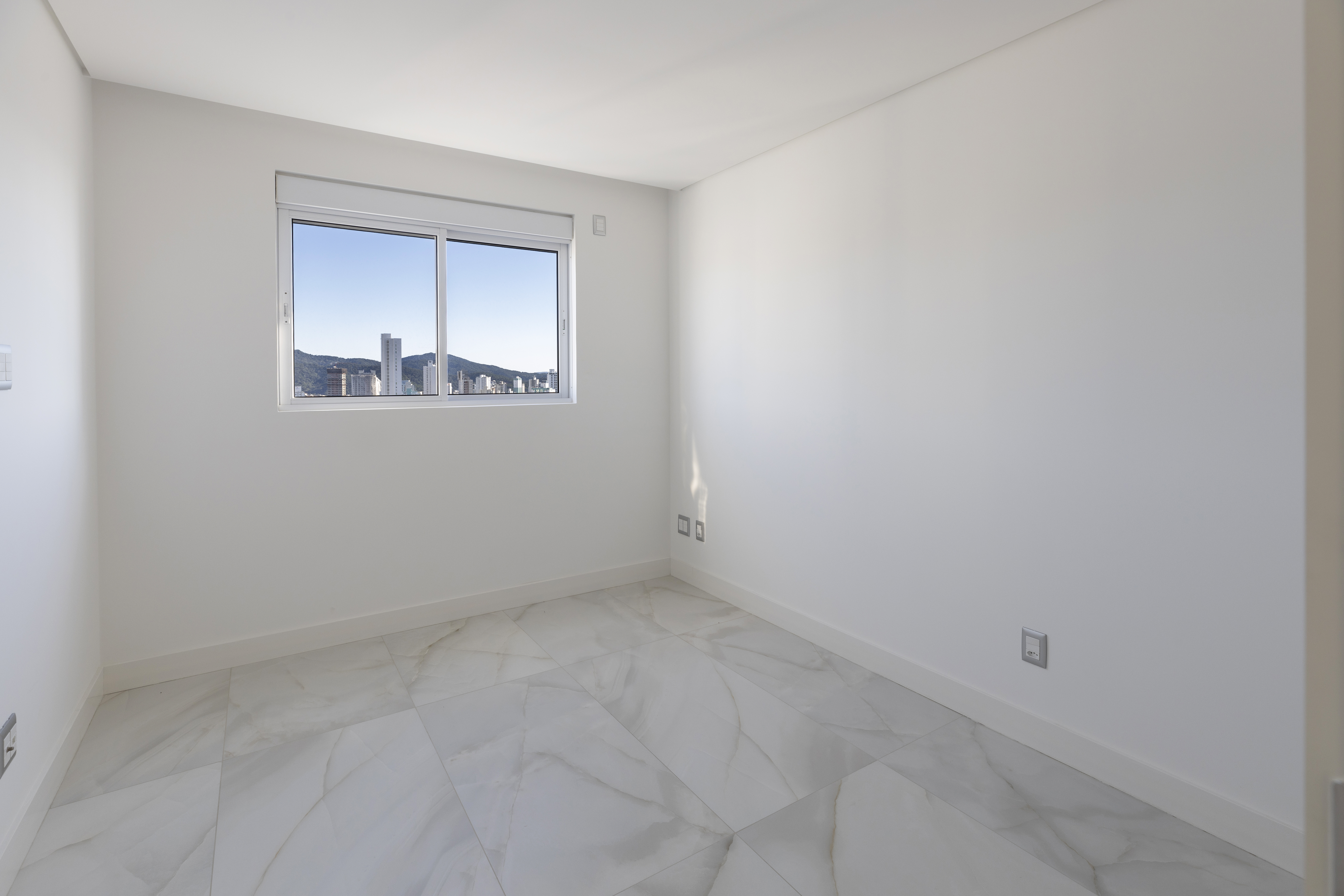 Apartamento no Edifício Ocean Breeze Residence em Balneário Camboriú - foto 20