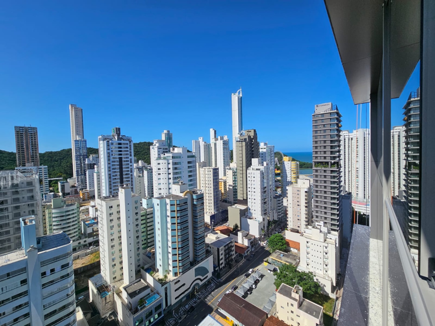 Apartamento no Edifício Las Brisas em Balneário Camboriú - foto 3
