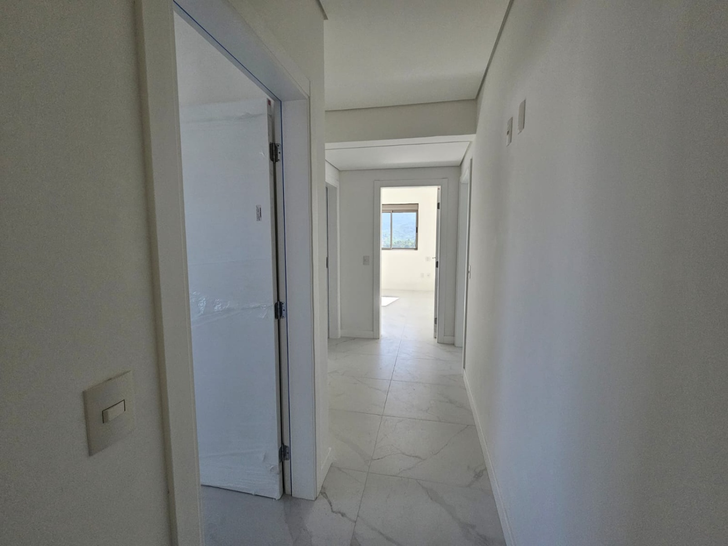 Apartamento no Edifício Las Brisas em Balneário Camboriú - foto 6