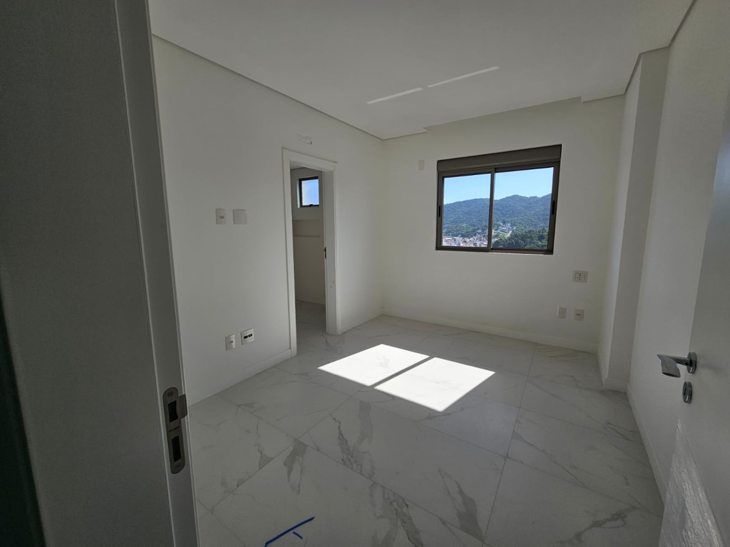 Apartamento no Edifício Las Brisas em Balneário Camboriú - foto 13