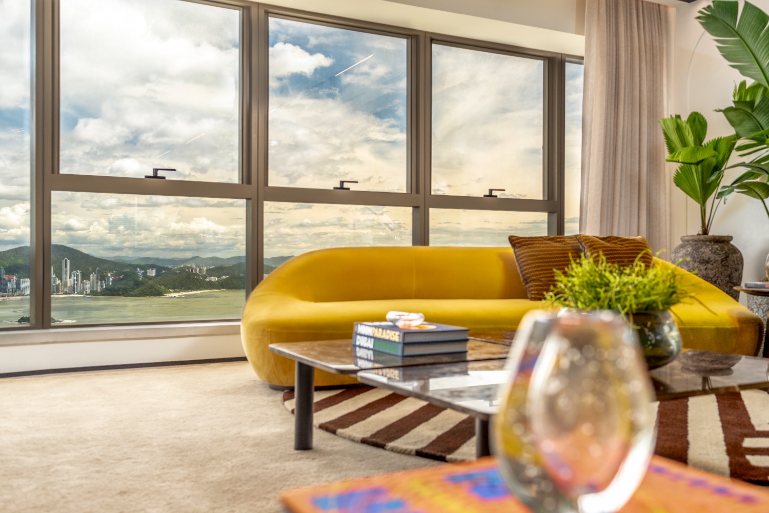 Apartamento no Ed. Yachthouse by Pininfarina na Barra Sul em Balneário Camboriú - foto 3