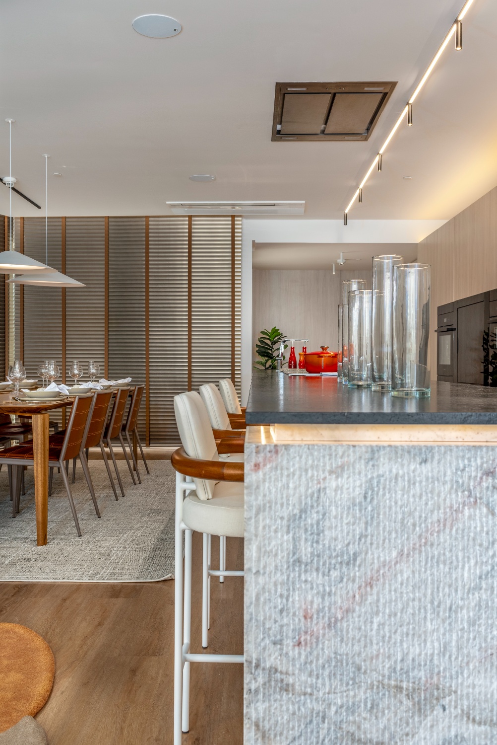 Apartamento no Ed. Yachthouse by Pininfarina na Barra Sul em Balneário Camboriú - foto 17