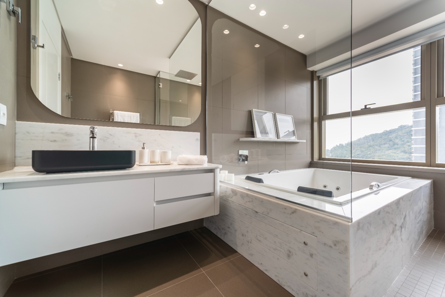 Apartamento no Ed. Yachthouse by Pininfarina na Barra Sul em Balneário Camboriú - foto 30