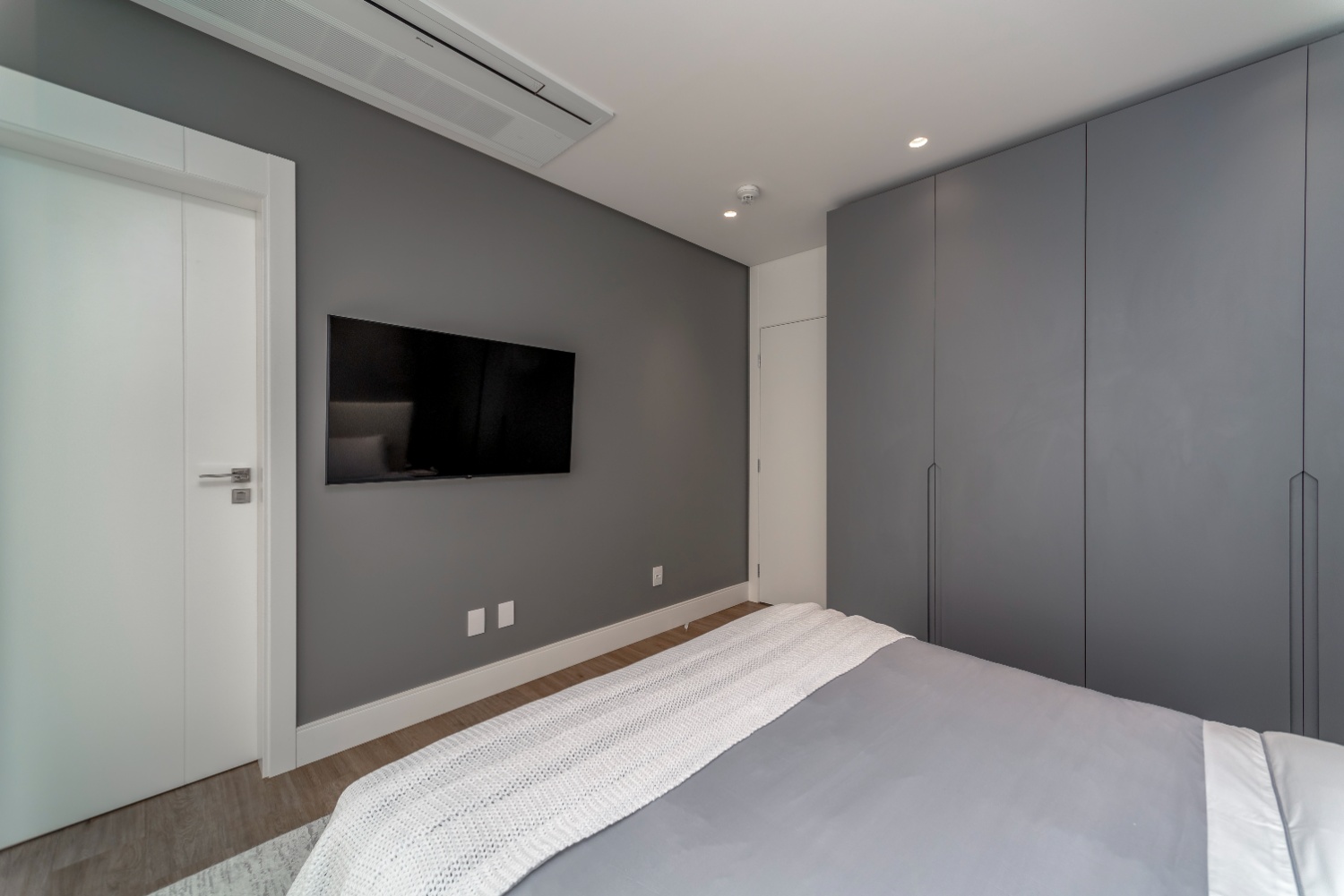 Apartamento no Ed. Yachthouse by Pininfarina na Barra Sul em Balneário Camboriú - foto 39