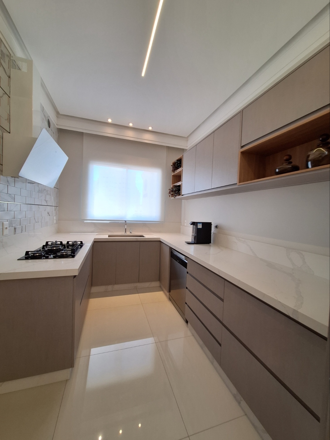 Apartamento no Edifício Magnifique Imperiale em Itapema - foto 5