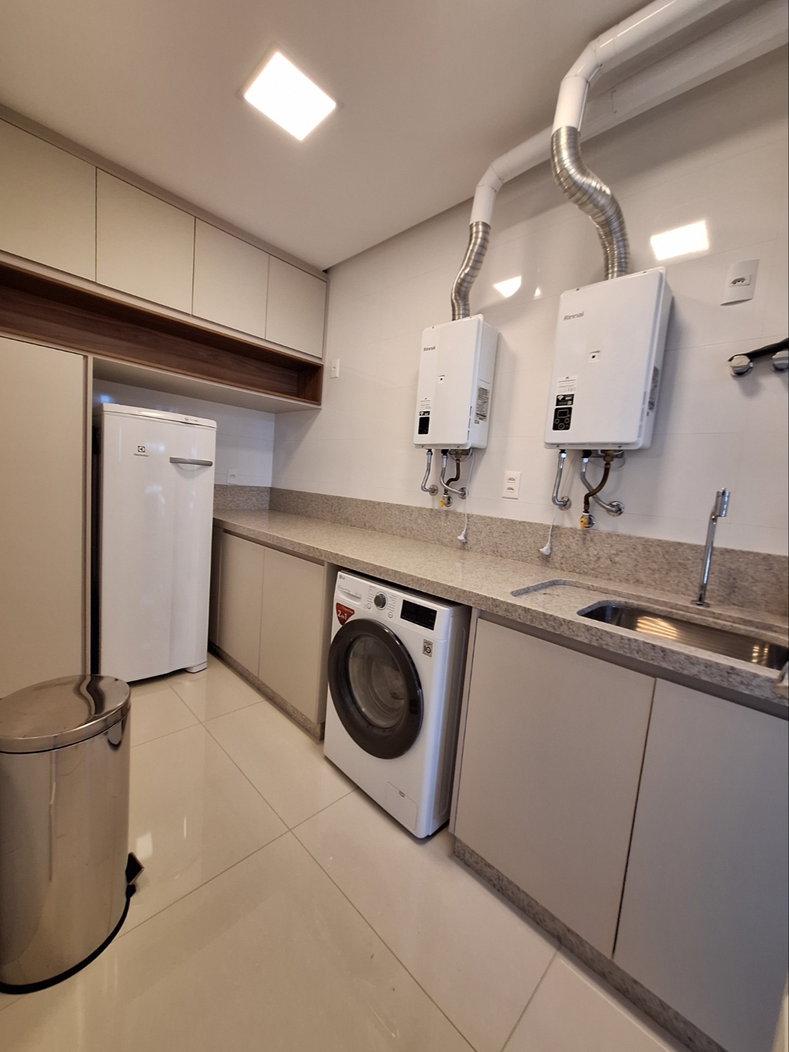Apartamento no Edifício Magnifique Imperiale em Itapema - foto 18