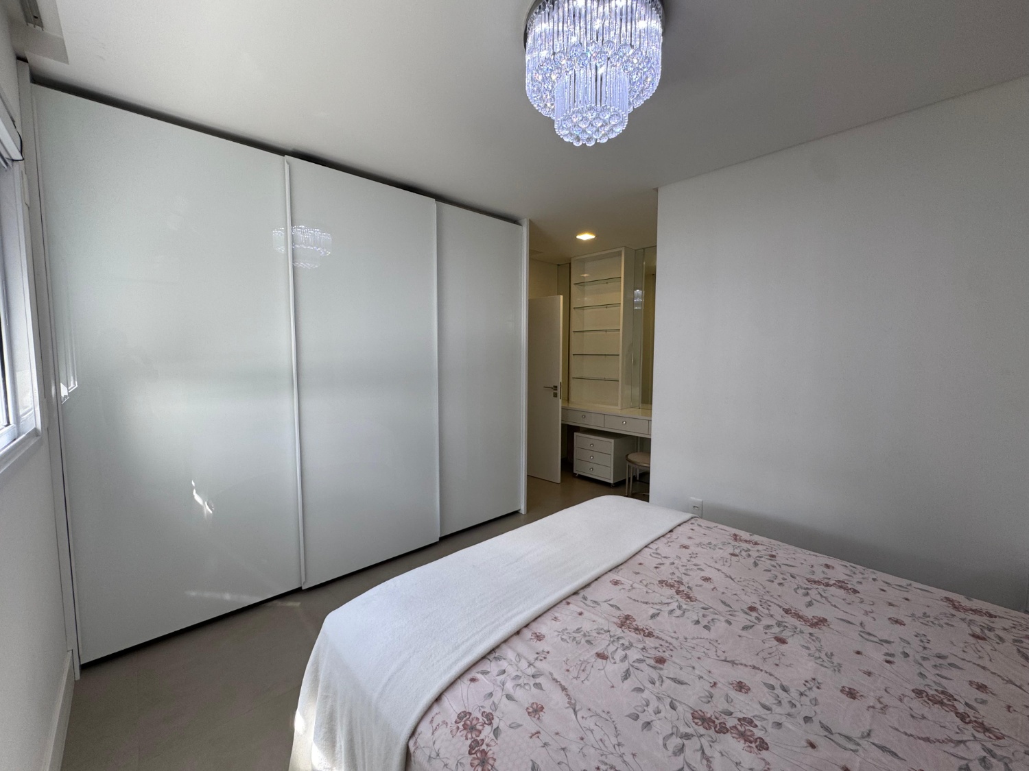 Apartamento no Edifício San Telmo em Balneário Camboriú - foto 11