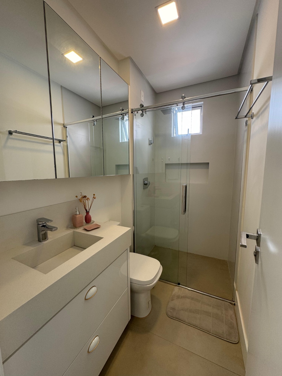 Apartamento no Edifício San Telmo em Balneário Camboriú - foto 13