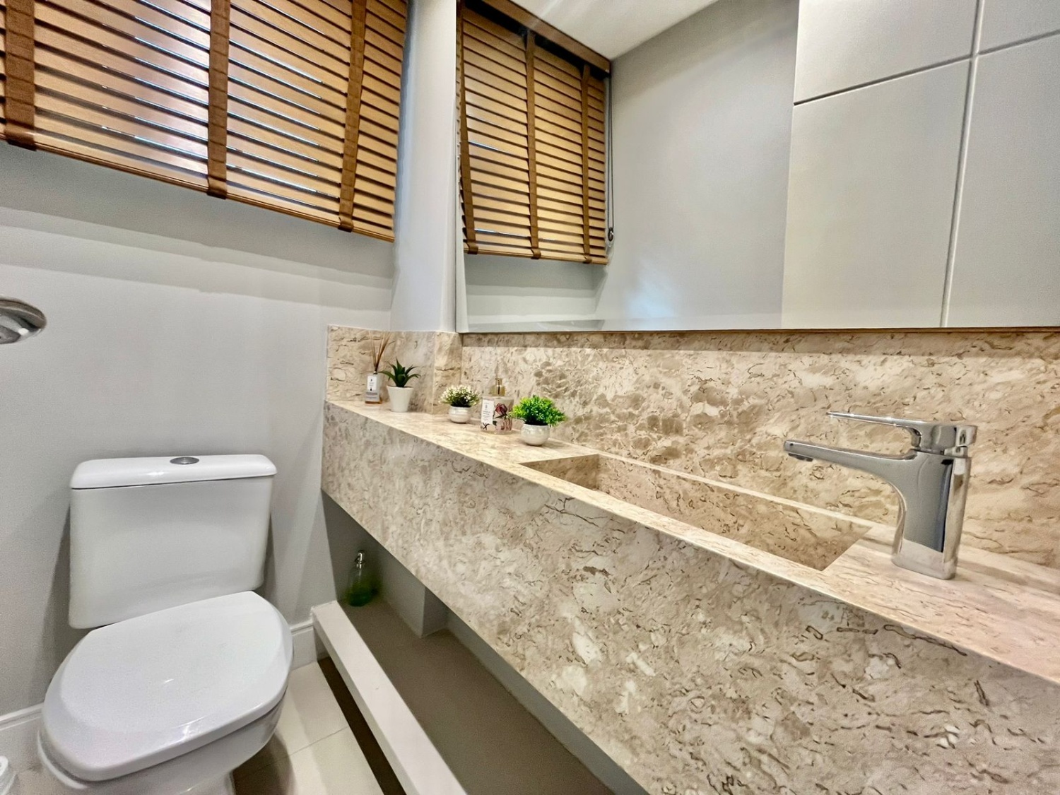 Apartamento no Edifício Summer Beach em Balneário Camboriú - foto 12