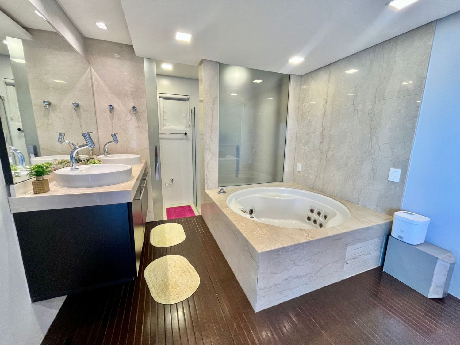 Apartamento no Edifício Summer Beach em Balneário Camboriú - foto 13