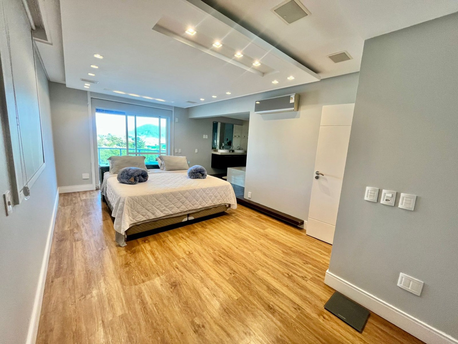 Apartamento no Edifício Summer Beach em Balneário Camboriú - foto 14