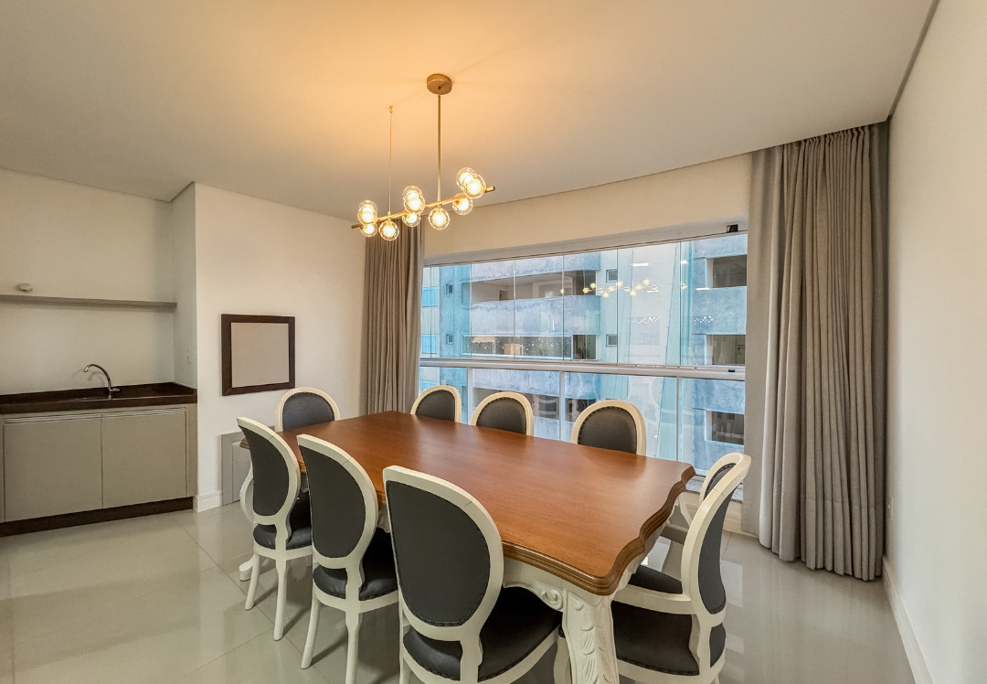 Apartamento no Edifício Terra e Mar em Balneário Camboriú - foto 3