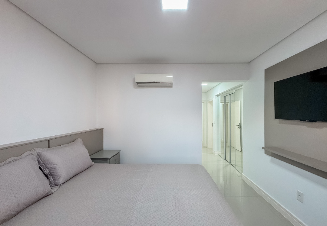 Apartamento no Edifício Terra e Mar em Balneário Camboriú - foto 10