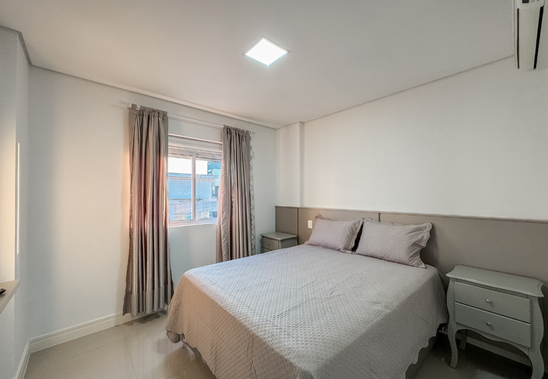 Apartamento no Edifício Terra e Mar em Balneário Camboriú - foto 14