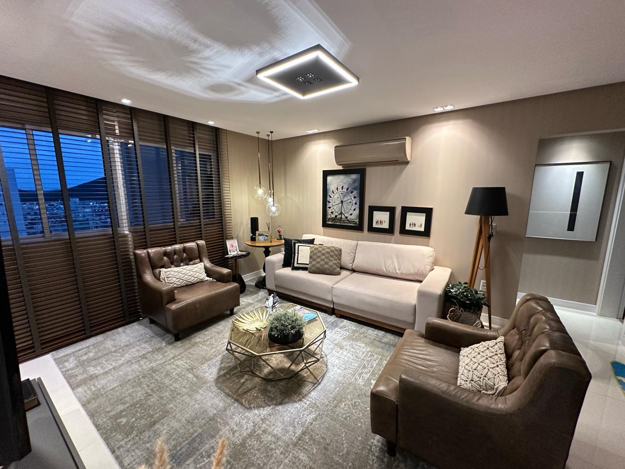 Apartamento no Edifício Peniche Residence em Balneário Camboriú - foto 3