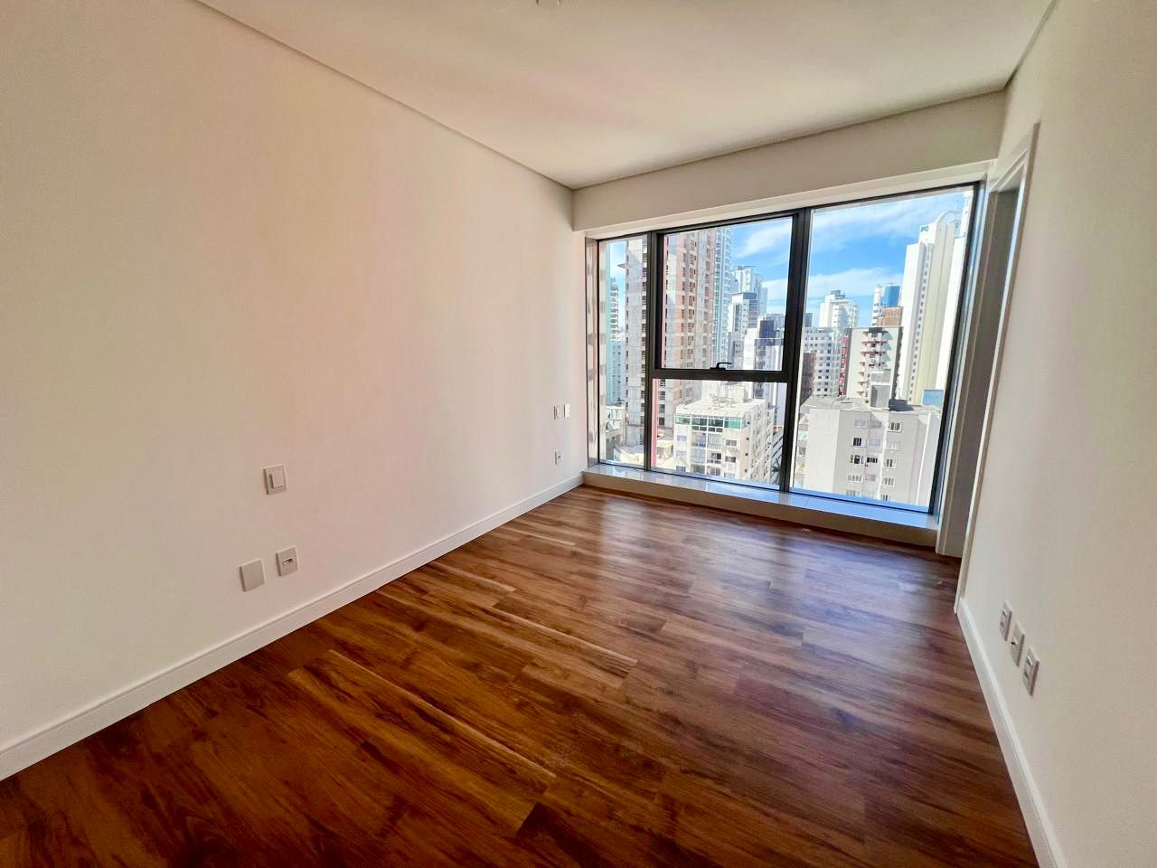 Apartamento no Ed. Vitra by Pininfarina em Balneário Camboriú - foto 13