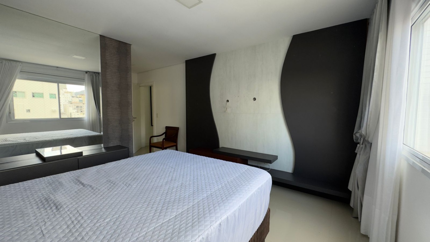 Apartamento no Edifício Celebration em Balneário Camboriú - foto 12