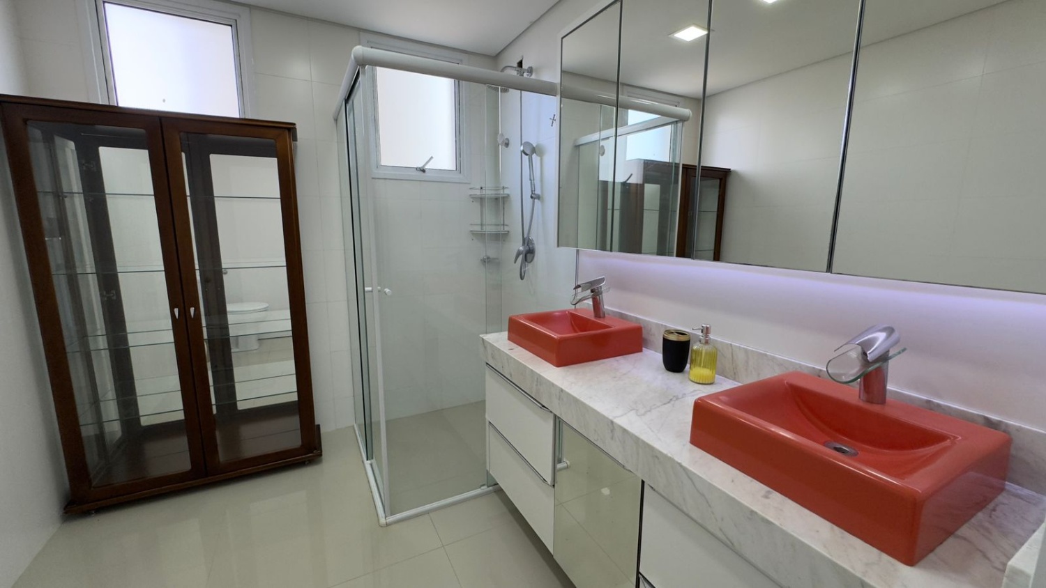 Apartamento no Edifício Celebration em Balneário Camboriú - foto 16