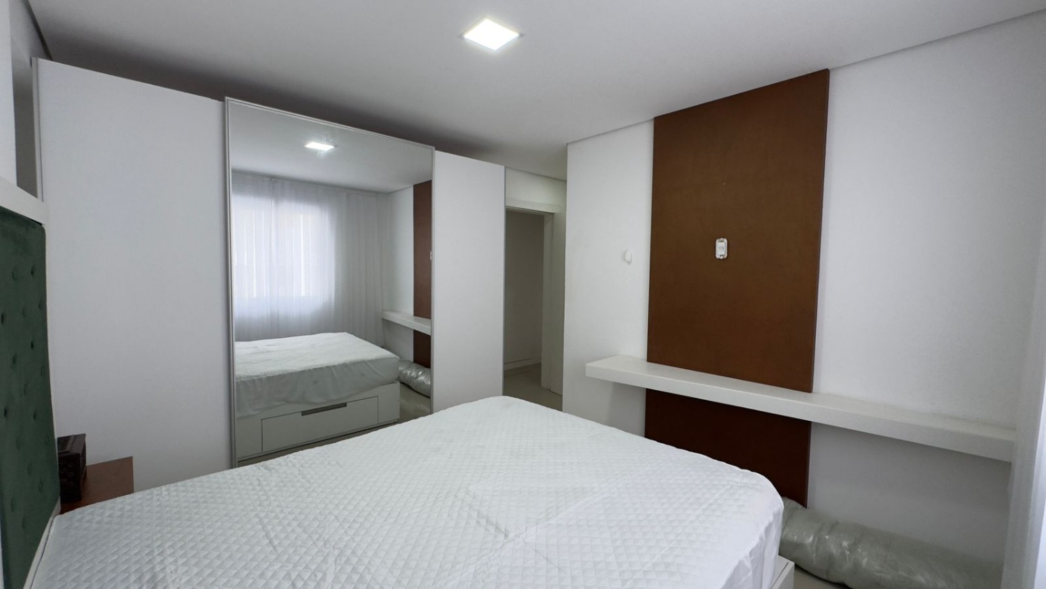 Apartamento no Edifício Celebration em Balneário Camboriú - foto 17